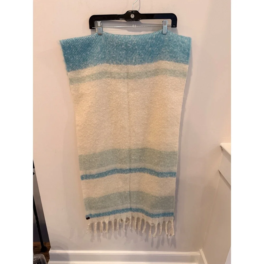 Lucky Brand Blue Cream Striped Oversized Fringe Scarf LK00240 NWT